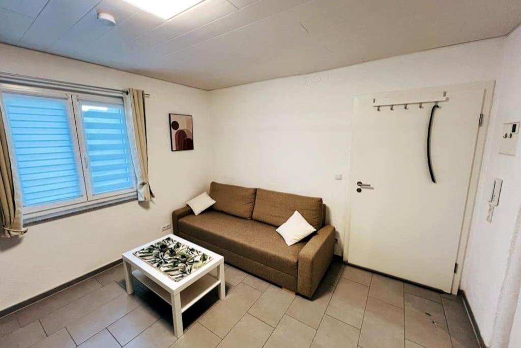 Ches Cozy Corner Helle 1